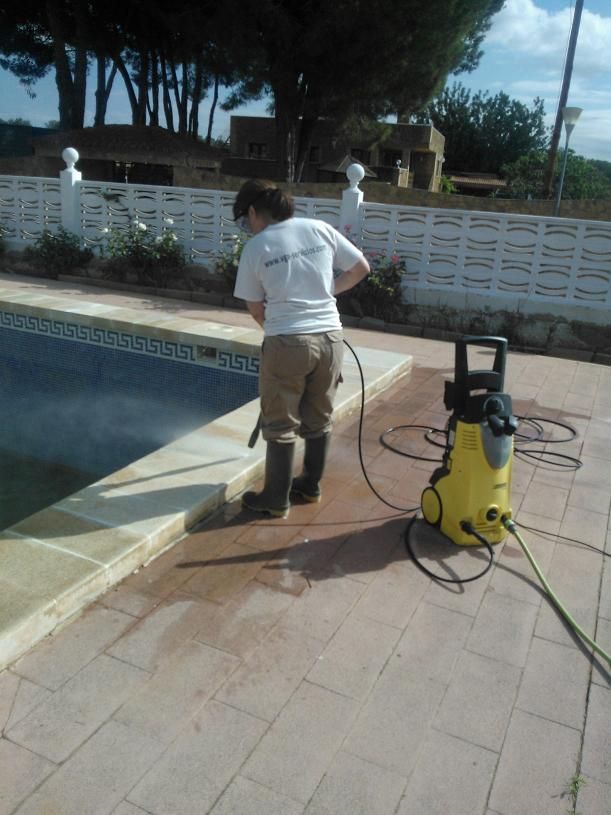 mantenimiento de piscinas para ahorro de agua y energía