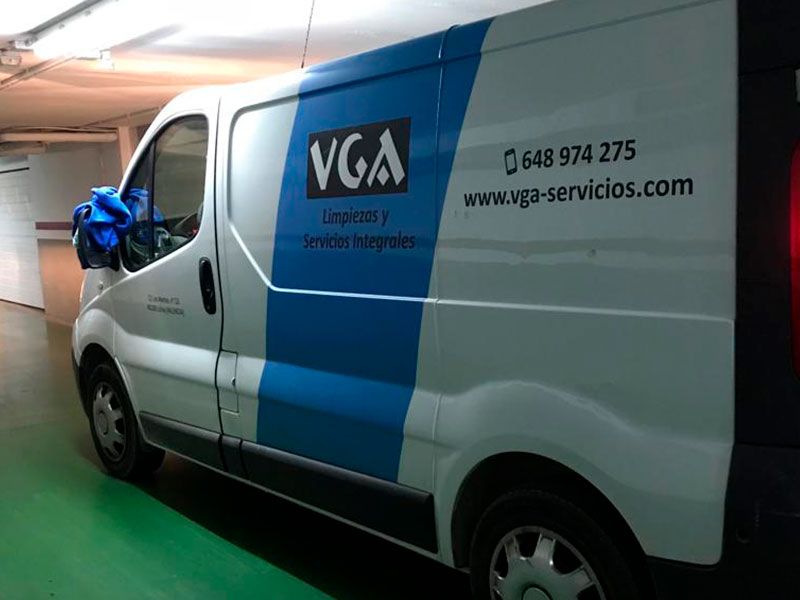 Limpieza de garajes en Valencia - Pasillos - VGA Servicios de limpieza